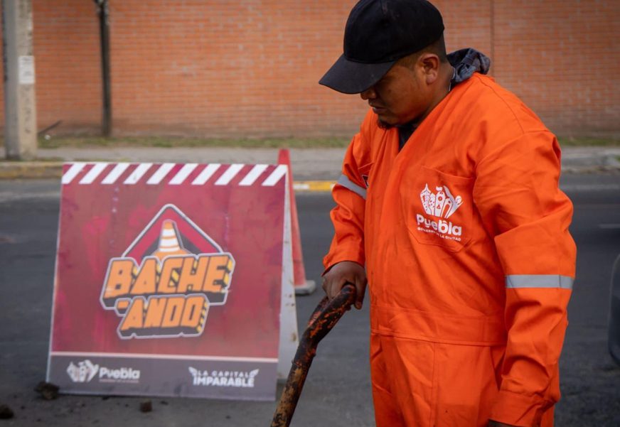 Avanza Gobierno de la Ciudad en la mejora de servicios públicos con alumbrado, bacheo y semaforización